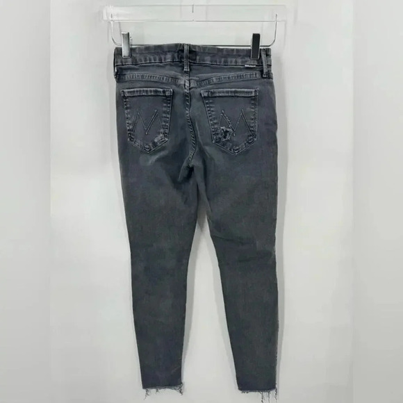 MOTHER The looket ankle fray faded black jeans B201 - Picture 2 of 6